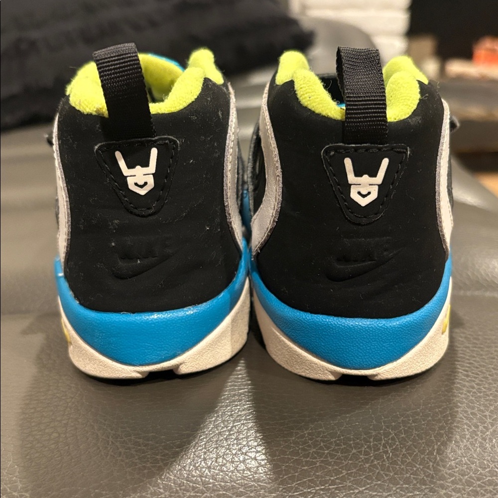 Nike Air Diamond Turf 11 Shoes Size 10C - Picture 5 of 11